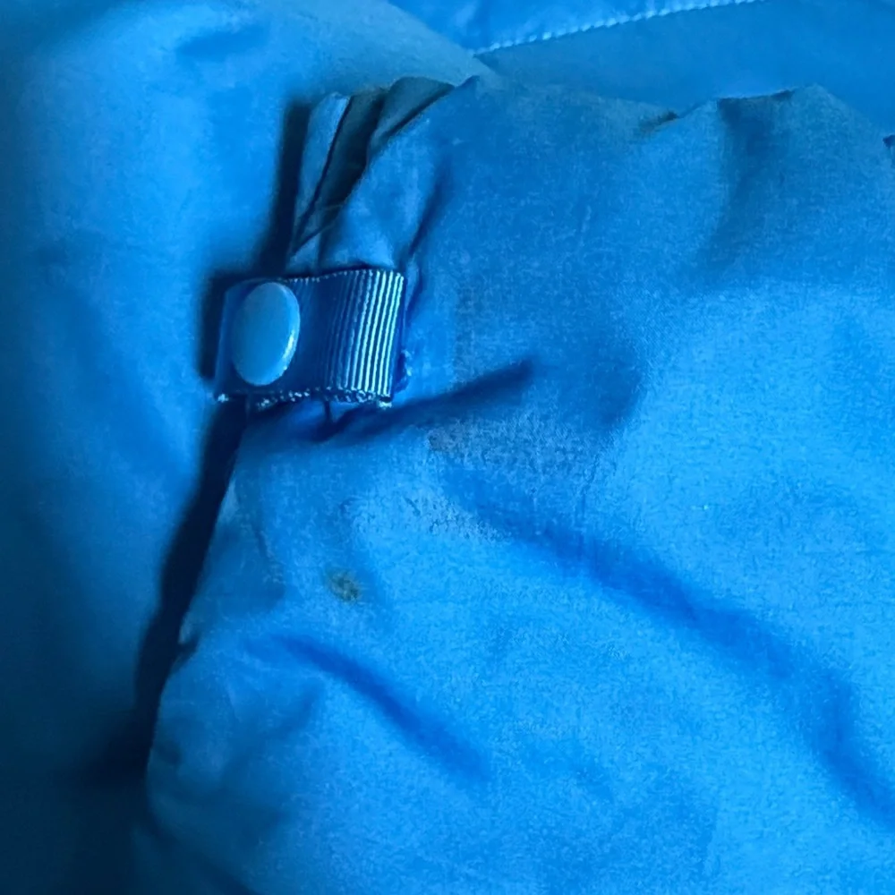 The North Face Kids' Blue Puffer Jacket size Medium 10/12 TNF - Picture 6 of 6